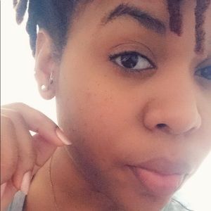 Meet your Posher, Kacee